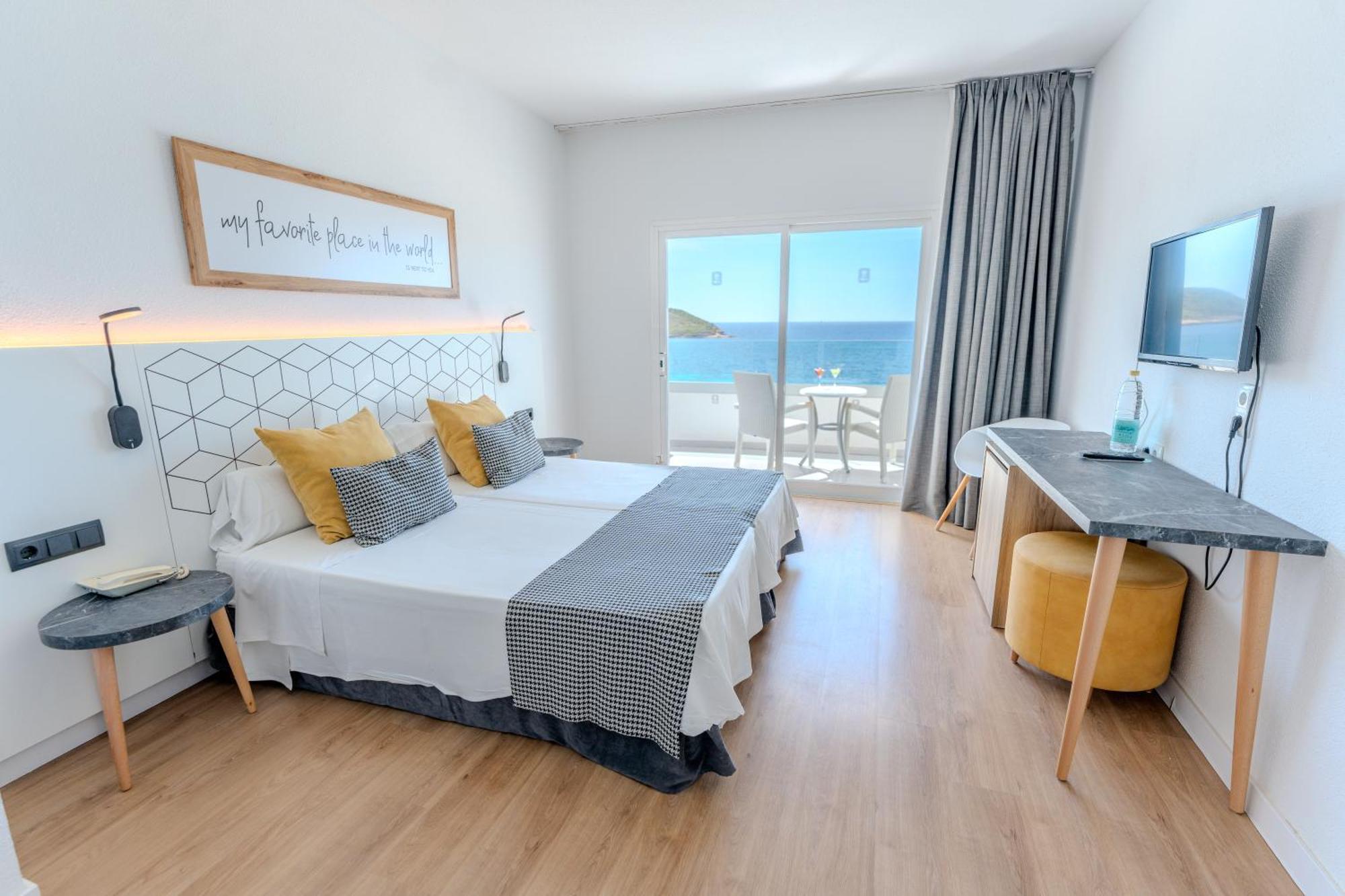 Flamboyan Caribe & 4*